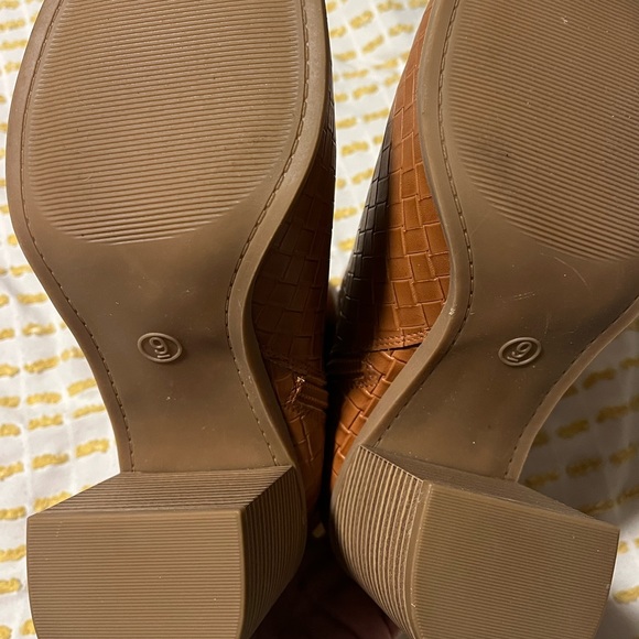 Never worn. Thick heeled woven leather boots from target. Memory foam inside. - Picture 3 of 3